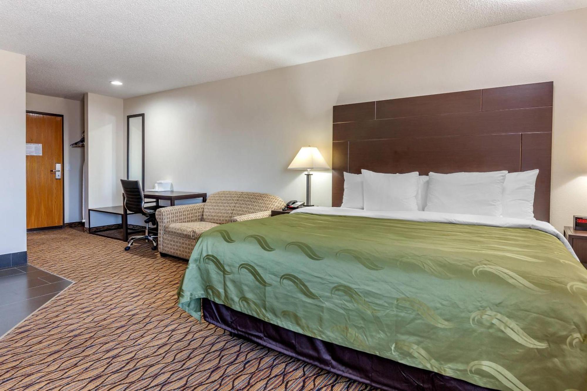 Quality Inn New London Exteriör bild