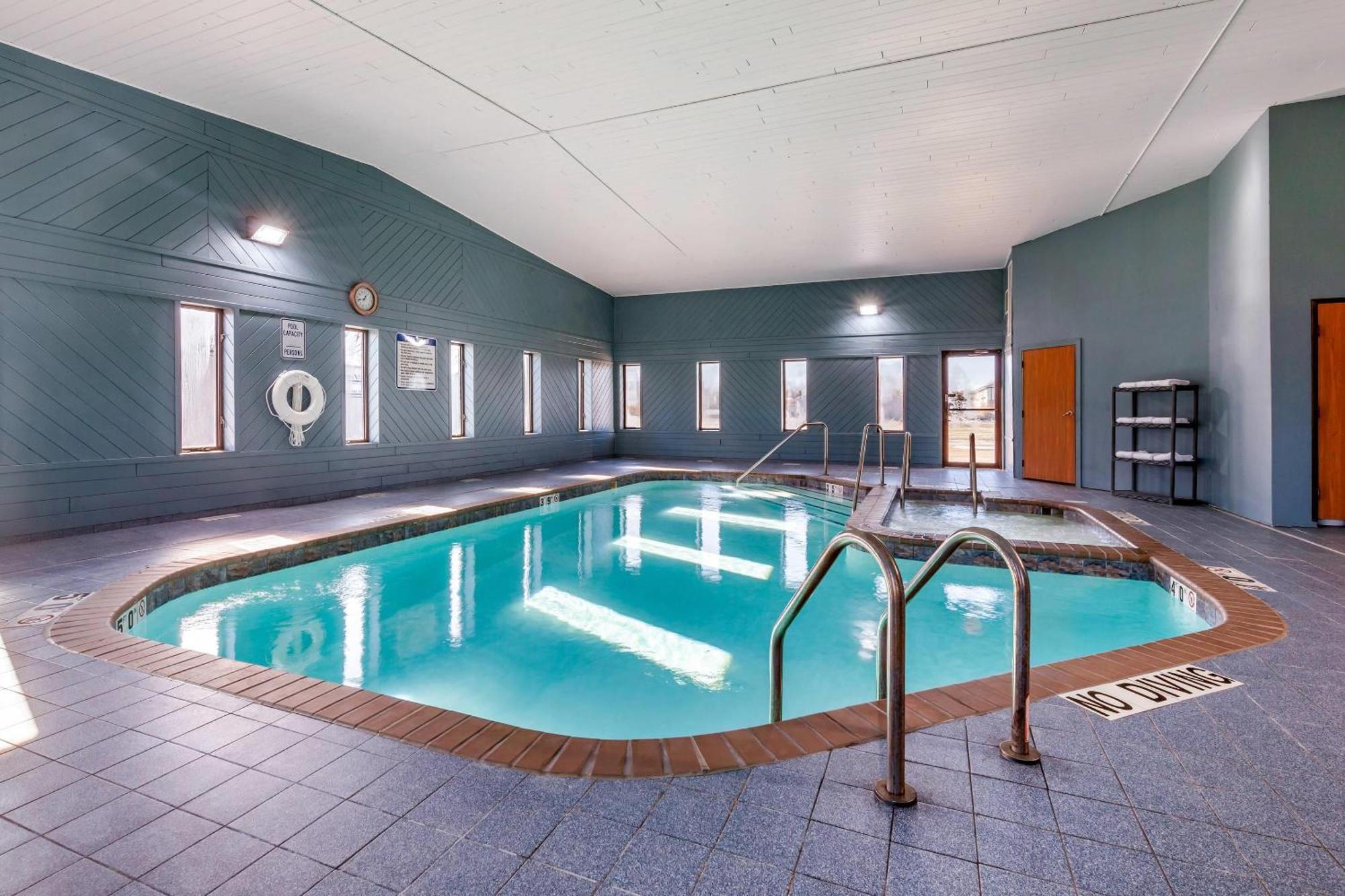 Quality Inn New London Exteriör bild