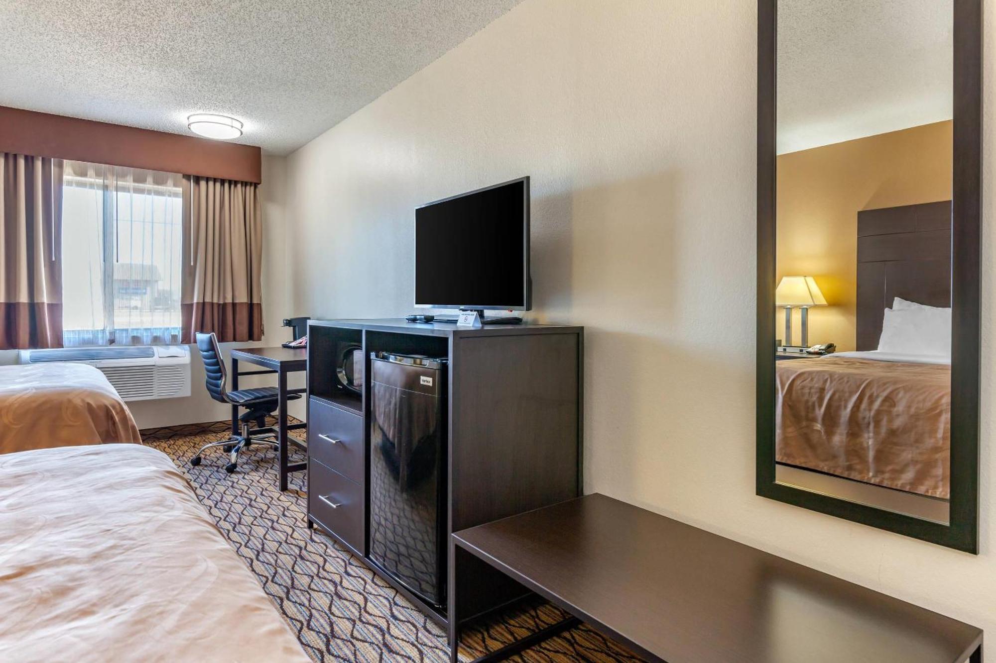 Quality Inn New London Exteriör bild