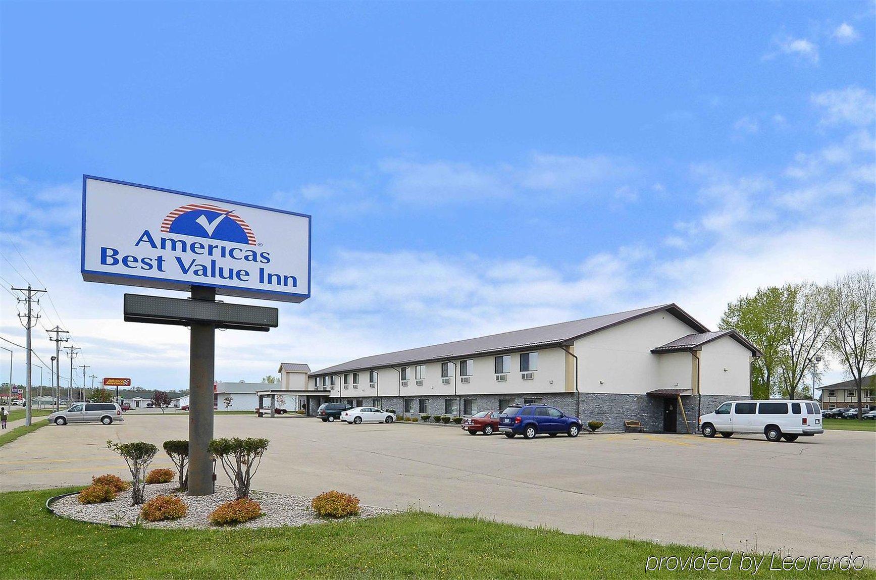 Quality Inn New London Exteriör bild