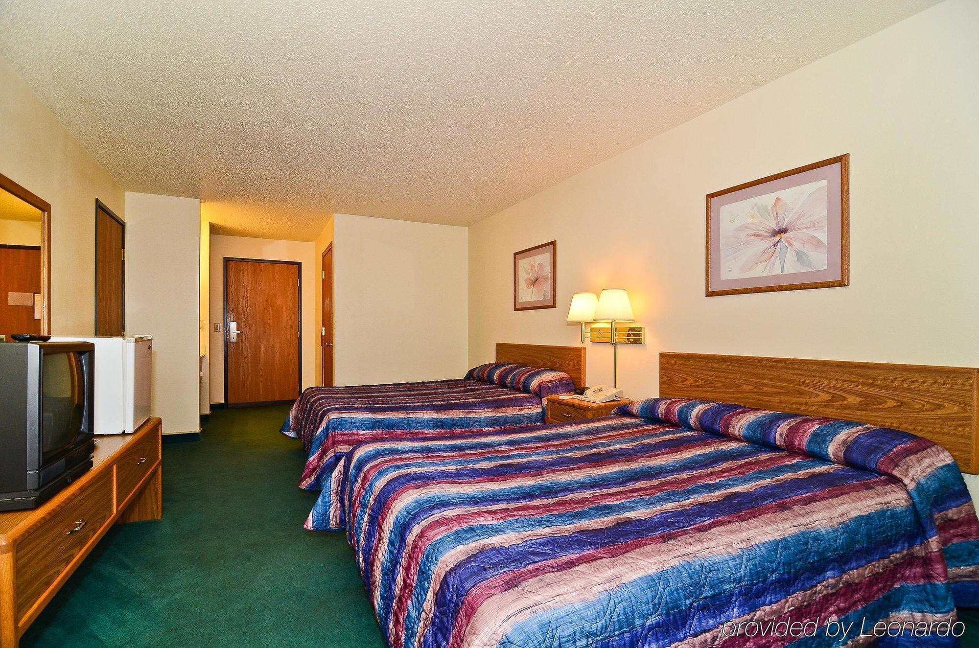 Quality Inn New London Exteriör bild
